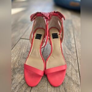 White House Black Market Pink Coral Butterfly Strappy Heels 6.5